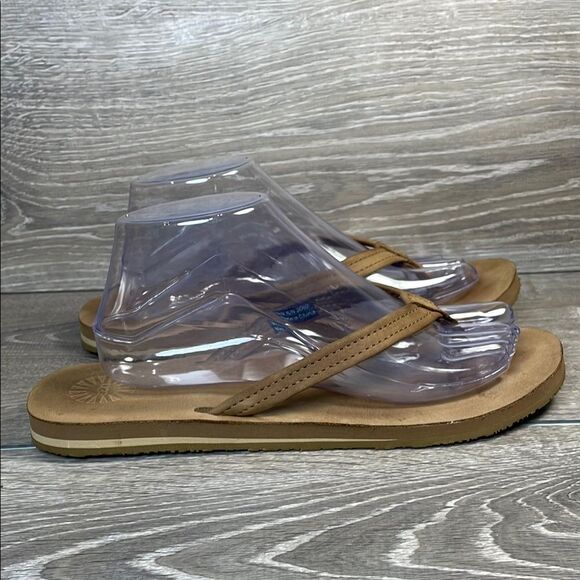 Ugg Kayla Brown Tan Leather Women’s Sz 10 SN3092 Slip On Flip Flop Thong Sandals - Picture 1 of 11